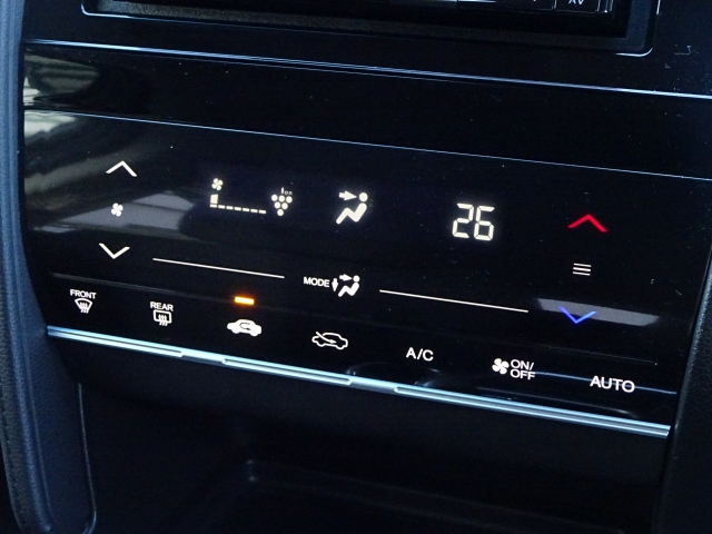 ���I�[�g�G�A�R������(^^�􁚎����������y�X�I����p�l����X�C�b�`���㎿�ő��쐫���ǍD�ł��B