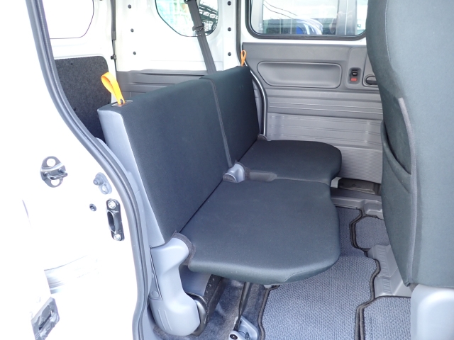 ���Еۏ؂ł͔[�ԓ����瑖�s�����������ŁA���Օi�������S�Ă̕��i���P�N�ԕۏ؂��܂��B�i�����ԗ��Ɋւ��ĉˑ����u�͕ۏؑΏۊO�ƂȂ�܂��j�i�O���Y�Ԃ͋���5,000�q�܂Ŕ��N�ԁj