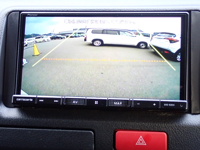 �o�b�N�J�����������Ă���܂��B���Ԏ��ɑ�ϖ��ɗ����܂�������Ԃ����ȕ��ɂ��֗��@�\�ł���