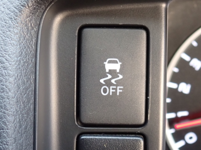 �y������h�~�@�\�z���s���ɕs����ȏ�ԂɂȂ����N���}�𐧌䂵�Ĉ��肳���邽�߂̃V�X�e���ł��B