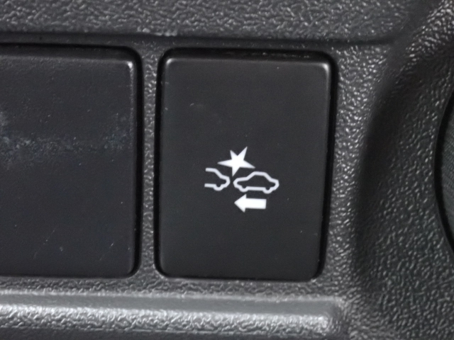 �Փˉ���y���u���[�L�A���s���ɑO���̎ԗ�����F�����A�Փ˂������Ȏ��͌x��ƃu���[�L�ŏՓˉ�����A�V�X�g�B�����S�Ƀh���C�u�����y���݂��������܂���