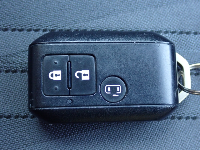 ���Ƃ��Ă��֗��ȃX�}�[�g�L�[�V�X�e���������g�т��邾���Ńh�A���̎{���E�J���E�G���W���n�����\�ȃX�}�[�g�L�[�V�X�e���ł��B