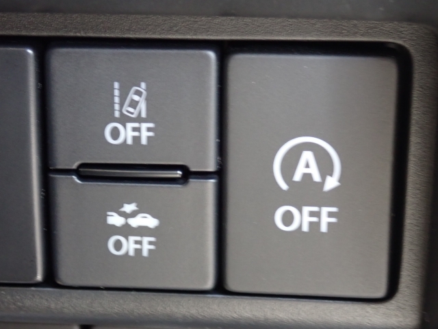 �Փˉ���y���u���[�L�A���s���ɑO���̎ԗ�����F�����A�Փ˂������Ȏ��͌x��ƃu���[�L�ŏՓˉ�����A�V�X�g�B�����S�Ƀh���C�u�����y���݂��������܂���