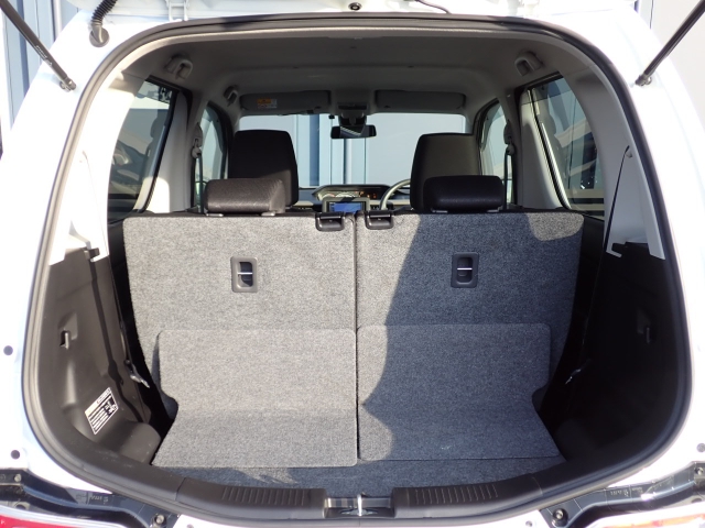 �ʏ펞�̃��P�b�W�X�y�[�X�ł��I�傫�ȊJ���ŉו��̏悹�~�낵���y�ɍs���܂��B