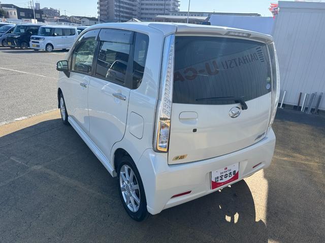 �����h�A�E�����N�H�[�^�[�E�o�b�N�h�A�E�B���h�E�ɃX���[�N�h�K���X���̗p