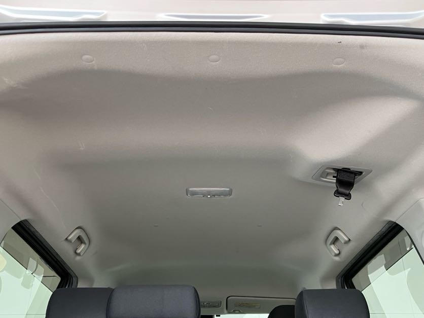 【内装】天張りの状態もご確認下さい。