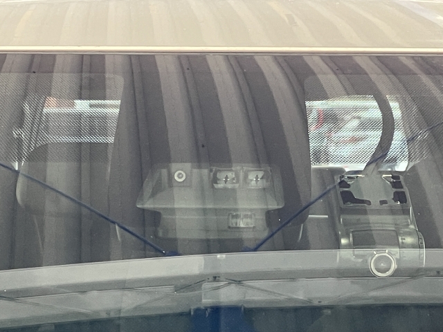 【展示】お車のことも給油もコーティングも全てお任せください♪