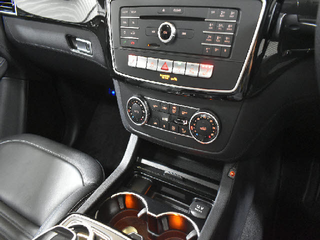 �f�ڈȊO�̉摜�����X�g�o�ɂđ������J���ł��I�����X��������ł����S���čw�����Ă���������悤�ו��܂Ōf�ڂ��Ă���܂��B���X�Ȃ�ł̗͂ǎ��Ȓ��ÎԂ݂̂�̔����Ă���܂��B