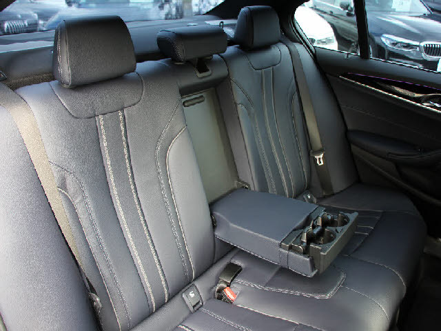 �f�ڈȊO�̉摜�����X�g�o�ɂđ������J���ł��I�����X��������ł����S���čw�����Ă���������悤�ו��܂Ōf�ڂ��Ă���܂��B���X�Ȃ�ł̗͂ǎ��Ȓ��ÎԂ݂̂�̔����Ă���܂��B