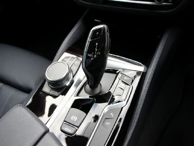 ���X�Ȃ�ł͂̔[�ԑO���������{�I��p�e�X�^�[�������I���o��ɂ��܂��Ă͂��C�y�ɂ��⍇���������B�[�Ԍ�̎Ԍ��E�_���E���E�h���X�A�b�v�Ȃǂ����Ђ��q�l���ʉ��i�ɂĂ��ē������Ē����܂��B������Ԋ����I