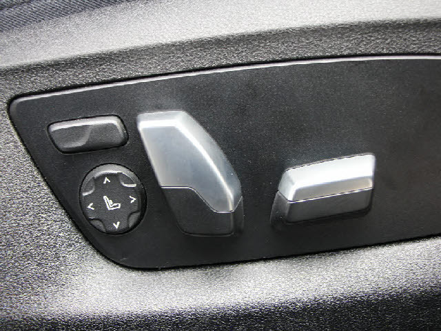 �f�ڈȊO�̉摜�����X�g�o�ɂđ������J���ł��I�����X��������ł����S���čw�����Ă���������悤�ו��܂Ōf�ڂ��Ă���܂��B���X�Ȃ�ł̗͂ǎ��Ȓ��ÎԂ݂̂�̔����Ă���܂��B