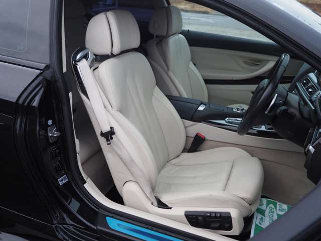 ���t�����U�[�V�[�g�I�������[���N���[�j��