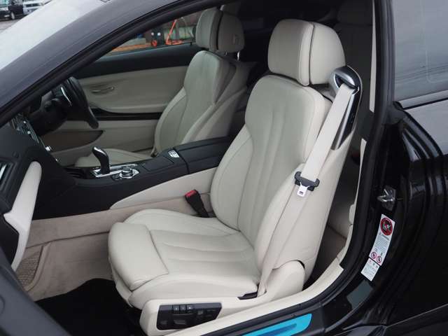 �V�[�g�Ƀ_���[�W��򉻂͏��Ȃ��A�ǍD�ȃR