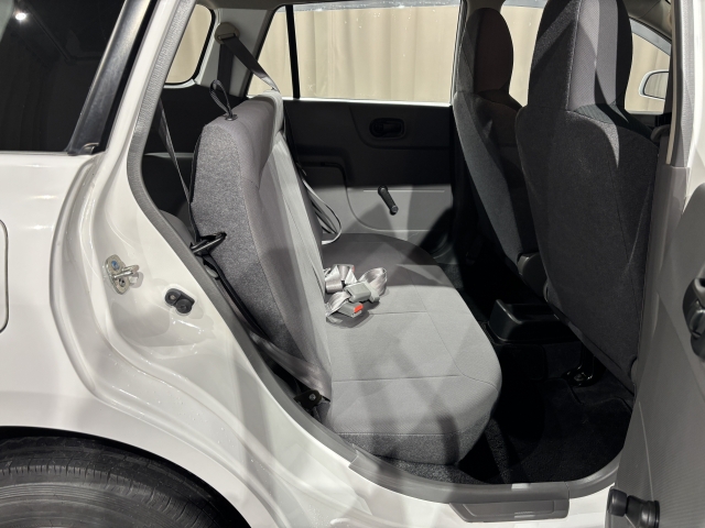 2��ڃV�[�g�����K�ȃX�y�[�X�ł��I�V�[�g�A�����W�����ʂŋ@�\�I�ł��I��~���ɂ��D��Ă��܂��̂Ő����x�������ɂȂ��ĉ������I�I���b�N�X�Ȃ�e���[�J�[�̎Ԏ�𑵂��Ă���܂��̂Ŕ�r�������ȒP�I