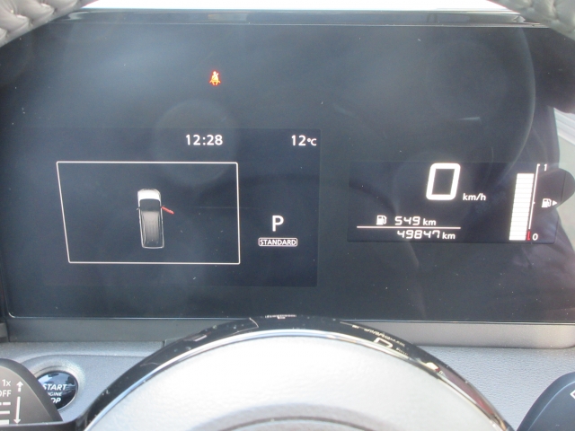 �V���v���Ō��₷���f�U�C���̃��[�^�[�p�l���ł��B�Ԃ̏�񂪕\�������厖�ȏꏊ�����炱�����₷������؂ł��ˁB