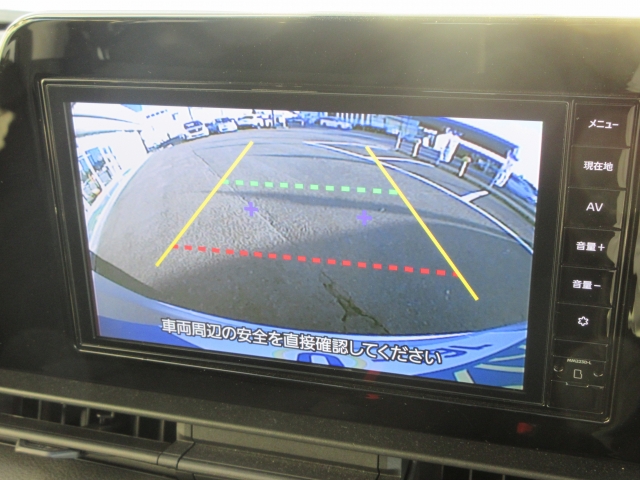 �o�b�N�J�����𑕔����Ă���܂��B���Ԏ��ɑ�ϖ𗧂��܂����^�]�����ȕ��̖����ɂȂ��Ă���܂��B