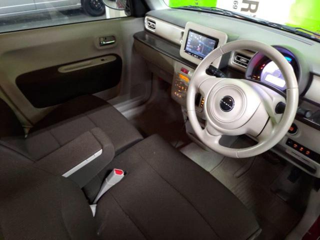 �������ȃC���e���A��