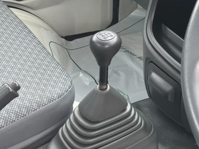 �ԗ��̏ڍׂ��Ԃɕt���܂��Ă̓X�^�b�t�܂ł��C�y�ɂ��₢���킹���������B