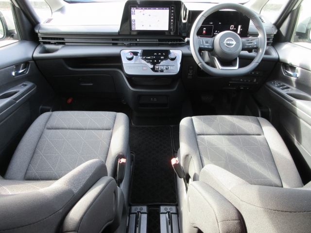 ���O���̐��|�E�{�f�B�R�[�e�B���O��CAR�N���[�j���O���Ǝ҂��{�H�������܂��̂ő�ϐ����B�I���b�N�X�����Ԃł݂͂Ȃ��܂ɉ��K�ȃh���C�u�����񑩁B