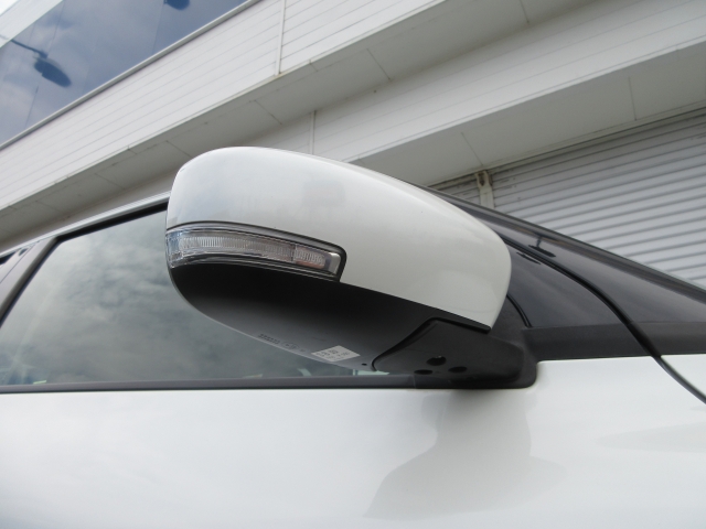 �h�A�~���[�E�B���J�[�t���I���F�����ǂ��Ȃ���S�����I�����ڂ��O�b�h�ł���