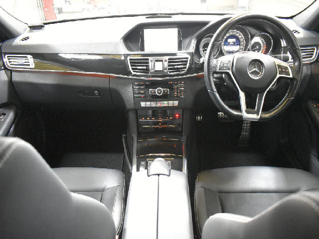 �f�ڈȊO�̉摜�����X�g�o�ɂđ������J���ł��I�����X��������ł����S���čw�����Ă���������悤�ו��܂Ōf�ڂ��Ă���܂��B���X�Ȃ�ł̗͂ǎ��Ȓ��ÎԂ݂̂�̔����Ă���܂��B