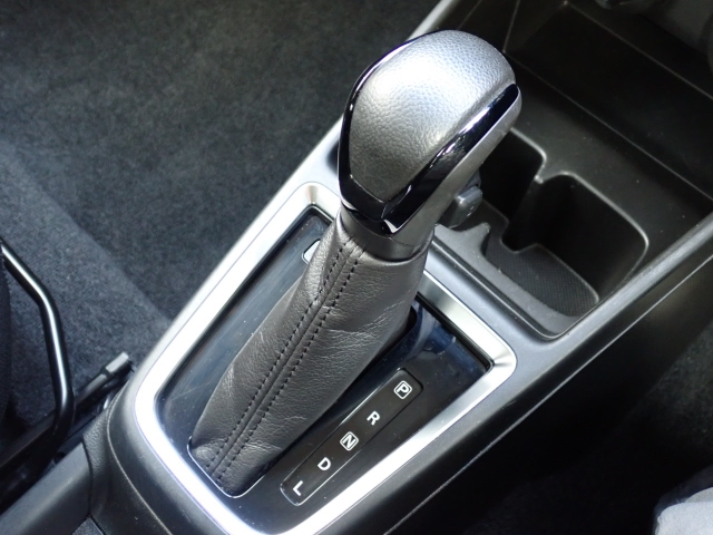 �V�t�g�m�u�̓X�����Ȃ��A���ꂢ�ȏ�Ԃł��B���ł��G��镔�������ꂢ���Ƒ�؂ɏ���Ă������Ƃ�������܂���B