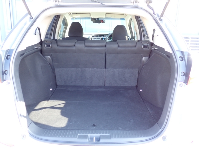 �ʏ펞�̃��P�b�W�X�y�[�X�ł��I�傫�ȊJ���ŉו��̏悹�~�낵���y�ɍs���܂��B