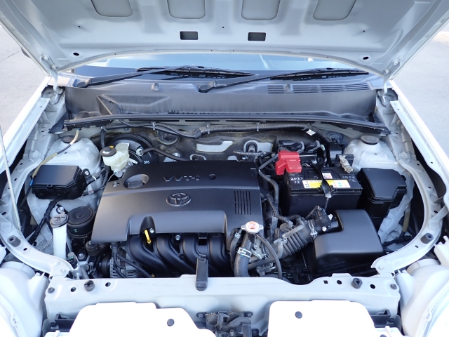 �G���W�����[�������ꂢ�ł���B�@�֋@�\�n���ǍD�ł��B�[�ԑO�ɓ_���������s���܂��B�G���W���I�C���E�I�C���t�B���^�[�E�G�A�R���t�B���^�[�E���C�p�[�S���͕K�������v���܂�