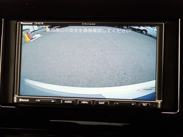 �o�b�N�J�����������Ă���܂��B���Ԏ��ɑ�ϖ��ɗ����܂�������Ԃ����ȕ��ɂ��֗��@�\�ł���