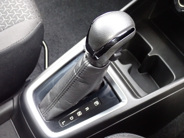 �V�t�g�m�u�̓X�����Ȃ��A���ꂢ�ȏ�Ԃł��B���ł��G��镔�������ꂢ���Ƒ�؂ɏ���Ă������Ƃ�������܂���B