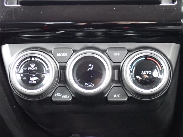 �I�[�g�G�A�R�������B���x�ݒ肪�o���āA�������K�ł���B