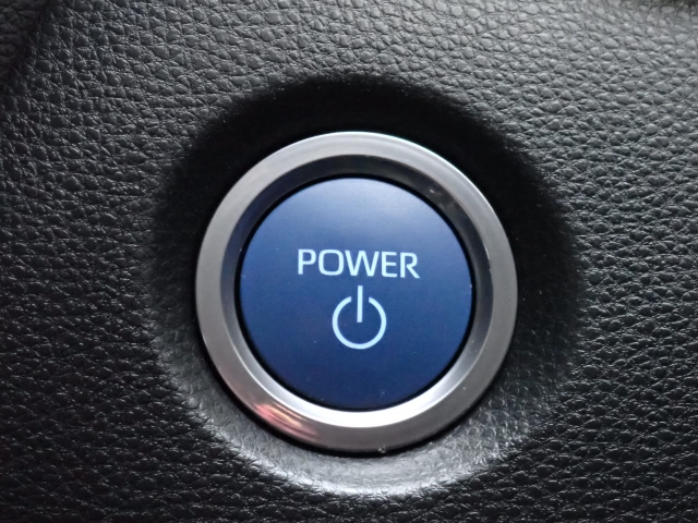 �v�b�V���X�^�[�g�ŃG���W���n����