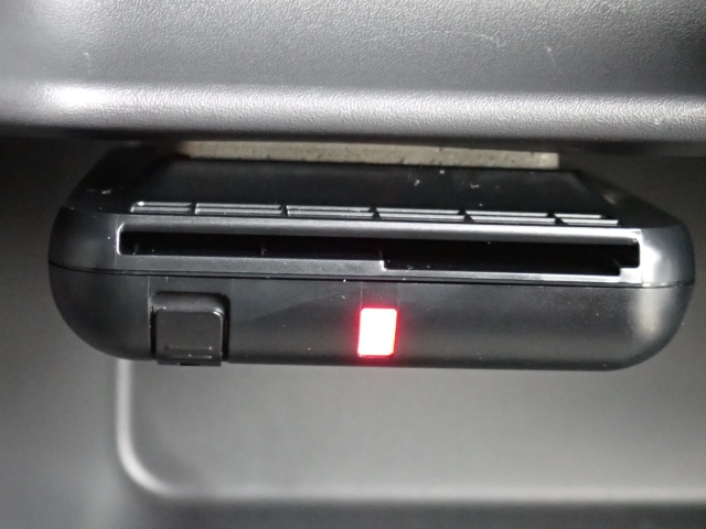 ETC���������Ă��܂��B�m���X�g�b�v�ŗ�������ʉ߂ł��܂��B���ꂵ�������ł���ˁB