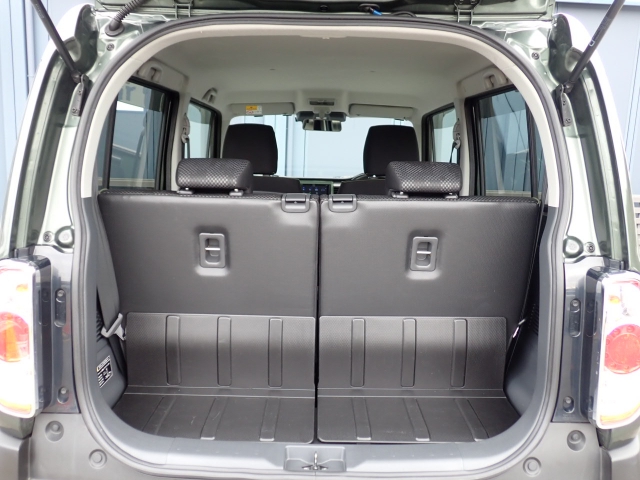 �ʏ펞�̃��P�b�W�X�y�[�X�ł��I�傫�ȊJ���ŉו��̏悹�~�낵���y�ɍs���܂��B