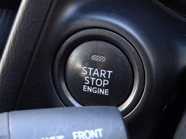 �L�[���X�v�b�V���X�^�[�g�V�X�e�����̗p���Ă���܂��I�{�^����ŃG���W���n�����\