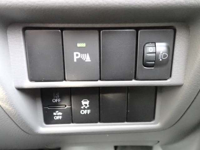 �����h�~�@�\�A�Փˉ���y���u���[�L�t���ŁA�����S�Ƀh���C�u�����y���݂��������܂���