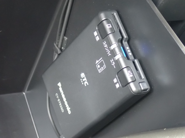 ETC���������Ă��܂��B�m���X�g�b�v�ŗ�������ʉ߂ł��܂��B���ꂵ�������ł���ˁB