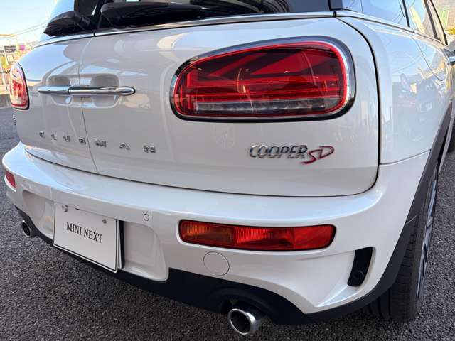 ���A�ɂ͏�Q���Z���T�[���������Ă��܂��B