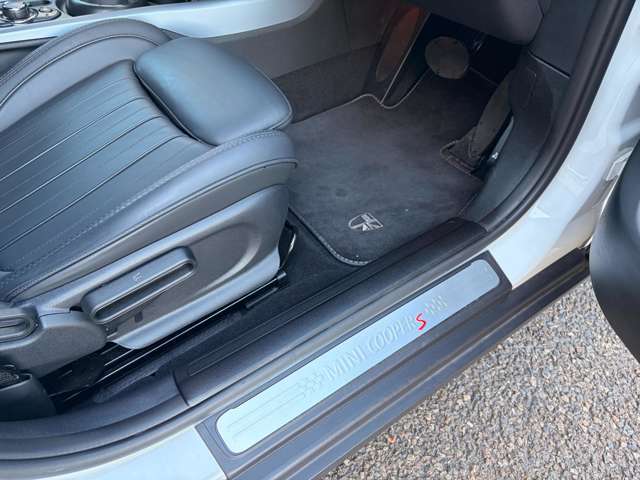 �X�e�b�v���b�n�n�o�d�q�@�r�d�l�ł��B