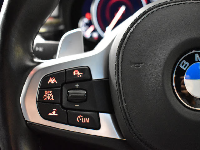 当社では全車充実の無料アフターサービス付です！全車無料２年保証＆年３回３年間エンジンオイル交換無料＆ポリマーメンテナンス施工＆関東圏外陸送納車費用無料サービス中。詳しくはホームページをご覧ください。