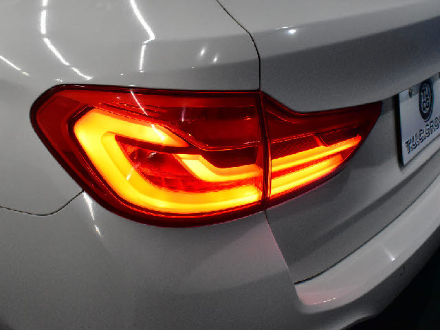 全車店頭にて展示中！お越し頂ければ現車確認が可能です。お気軽にお越しくださいませ。専門スタッフが細かくご説明させて頂きますので輸入車にご不安がある方でも安心です。