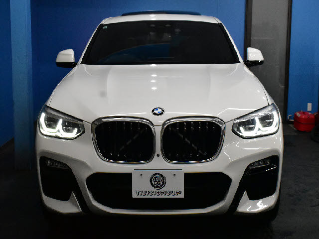 都内最大級の大型展示場！更にガレージ完備！専門店だからできる幅広いラインナップ！ご希望の車種がない場合もお気軽にお申し付け下さい。当社ネットワークでご希望の車両を探して参ります。