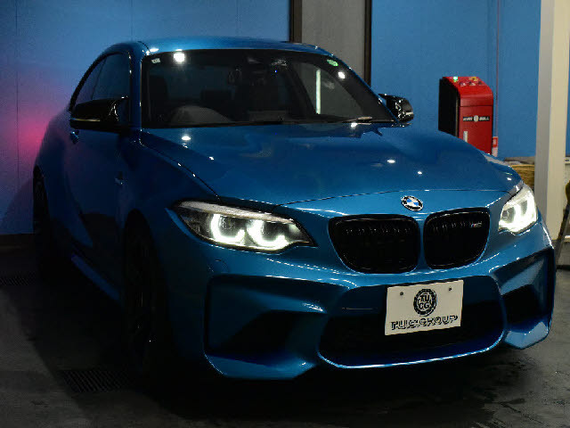 当社では全車充実の無料アフターサービス付です！全車無料２年保証＆年３回３年間エンジンオイル交換無料＆ポリマーメンテナンス施工＆関東圏外陸送納車費用無料サービス中。詳しくはホームページをご覧ください。