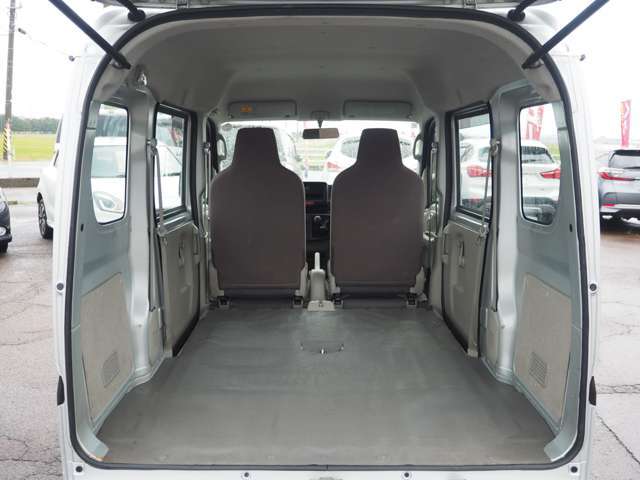 �t���t���b�g�ɂȂ�A�L�X�ȉ׎��ɂȂ�g��