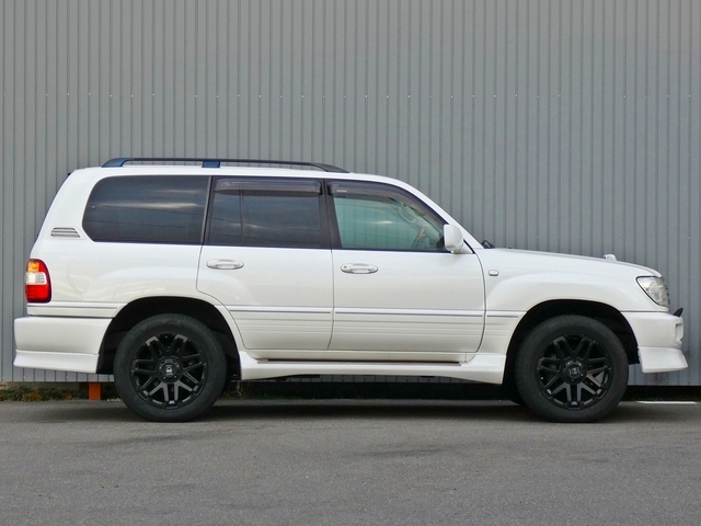 この高さから上５ｃｍ下５ｃｍ車高がボタン一つで変わります♪