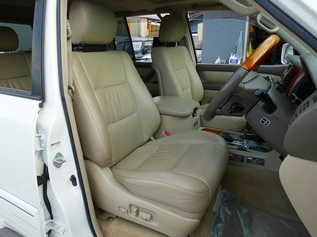 トヨタ純正本革パワーシート♪