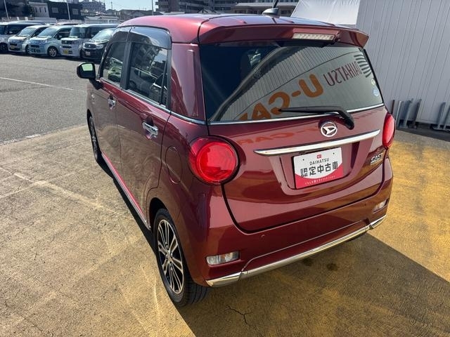 リヤドア・リヤクォーター・バックドアウィンドウにスモークドガラスを採用