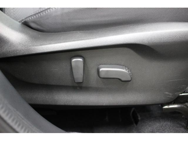 �d���p���[�V�[�g�͂W�����ɍׂ��������\�ł�