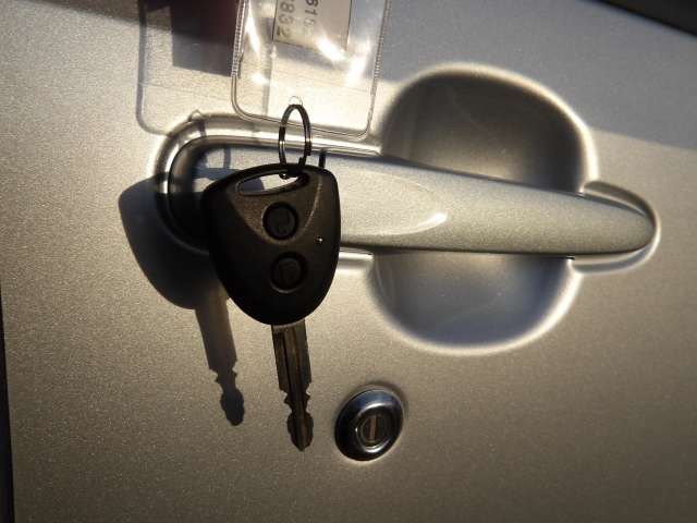 オリックスＵ−ｃａｒ高崎店へのお問い合わせは、ＴＥＬ：０２７−３８８−８３３６までお気軽にどうぞ！（営業時間：10時〜１９時　水曜定休）