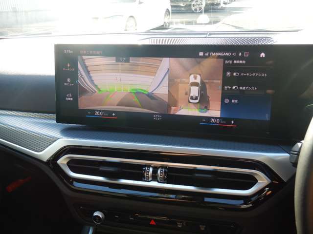 �����E�r���[�E�J�����F�ԗ�������ӂ̏�